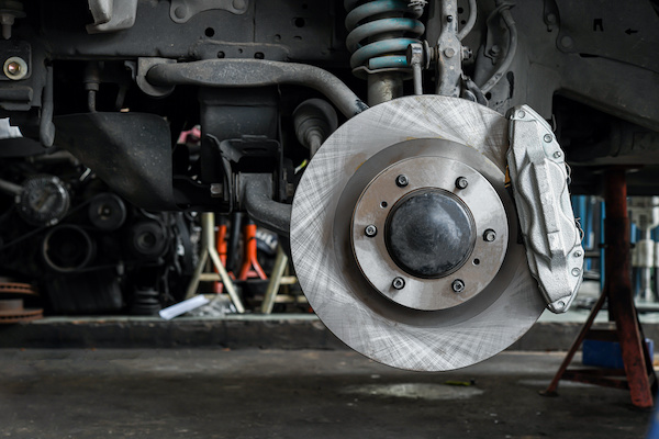 What is the Difference Between Brake Pads and Brake Shoes?