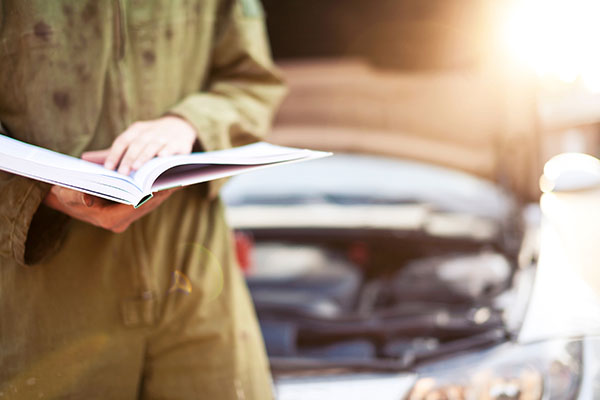 Why Reading Your Owner's Manual Matters | Fuller Automotive